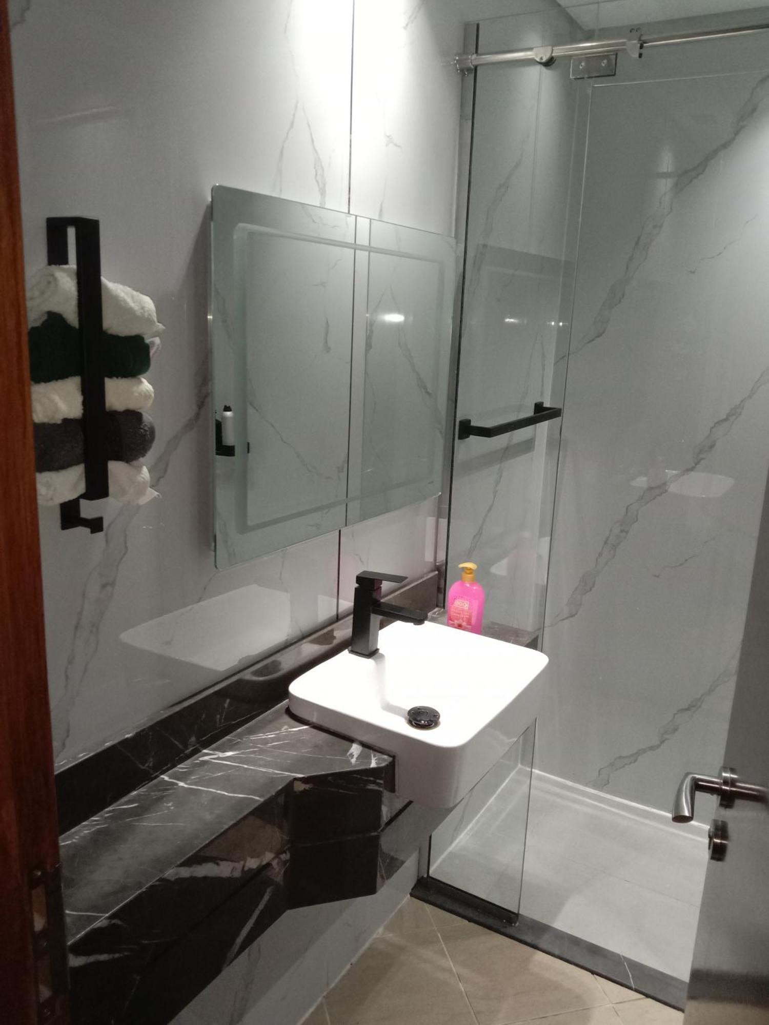 Huge Entire Apartment For Couples ,Families & Groups -Up To 5 Guests- With Free Pool, Steam & Sauna ,Jvc,ดูไบ ภายนอก รูปภาพ